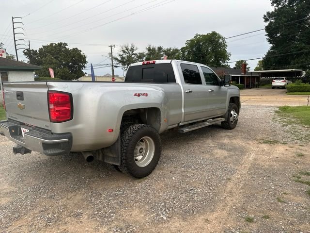 Used 2019 Silver Chevrolet LTZ image 14