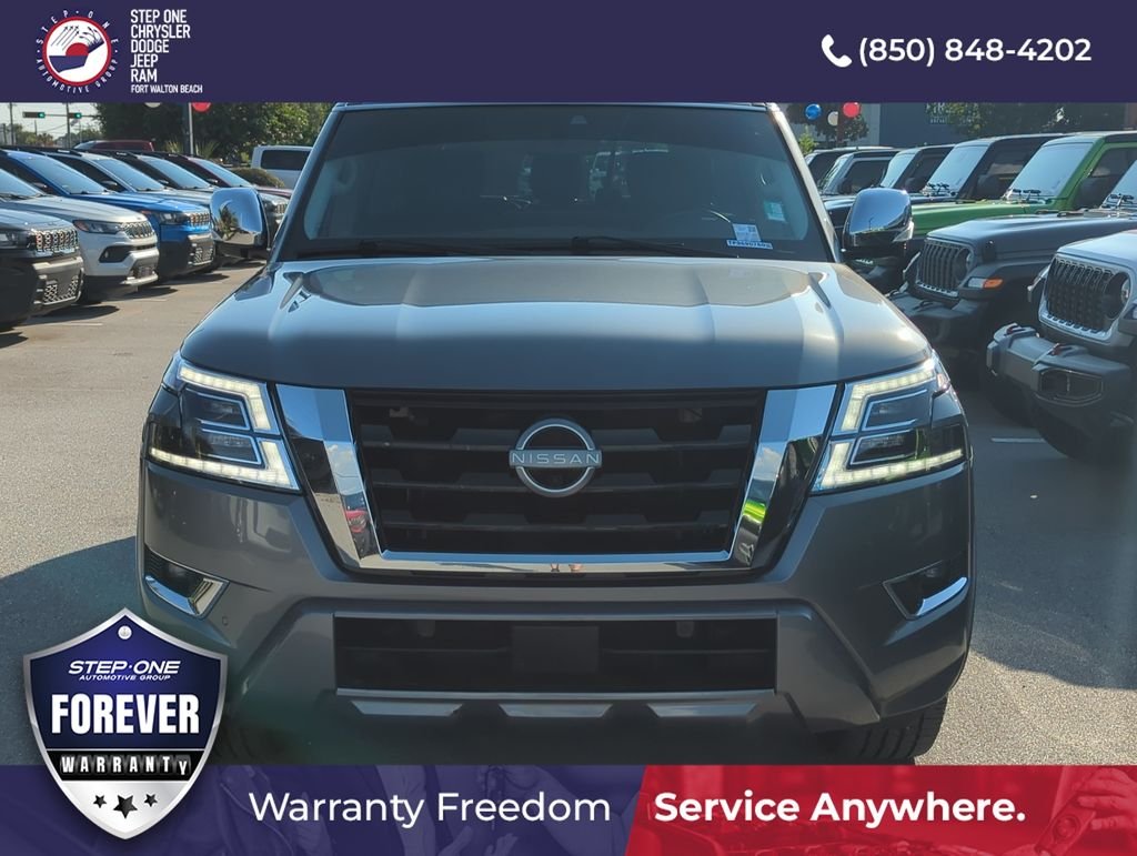 Used 2023 Gray Nissan Platinum image 9