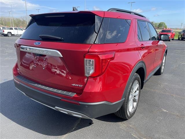 Used 2024 Rapid Red Metallic Tinted Clearcoat Ford XLT image 38