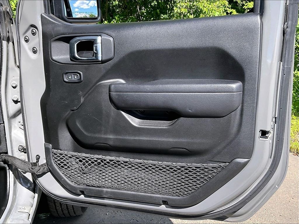 Used 2023 Gray Jeep Sport S image 26