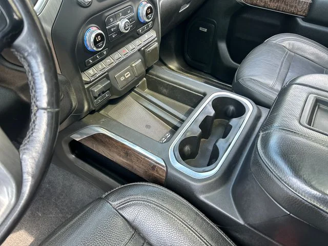 Used 2020 Black GMC Denali image 30