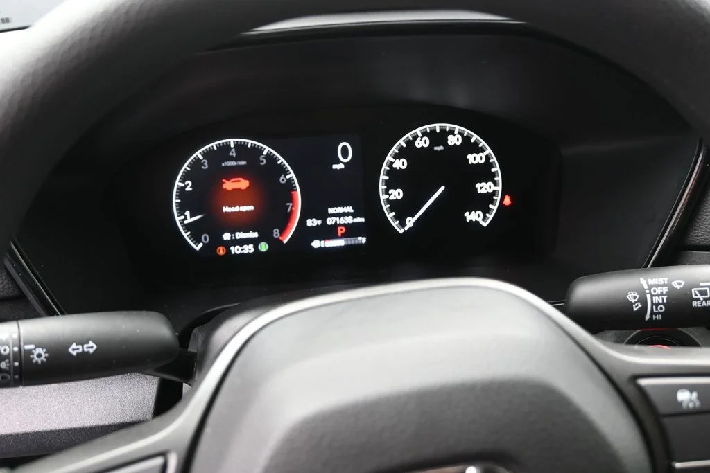 Used 2025 Meteorite Gray Metallic Honda LX image 19