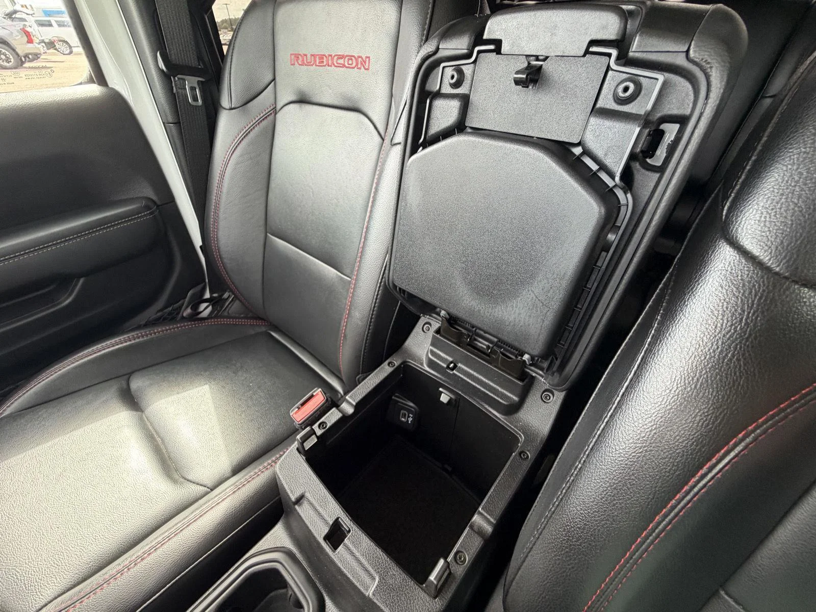 Used 2020 Bright White Clearcoat Jeep Rubicon image 15