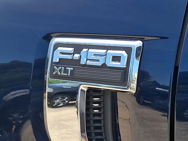 Used 2022 Blue Ford XLT image 31