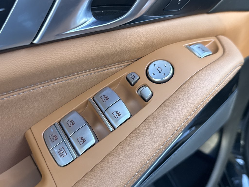 2024 BMW X7 40i - Photo 17
