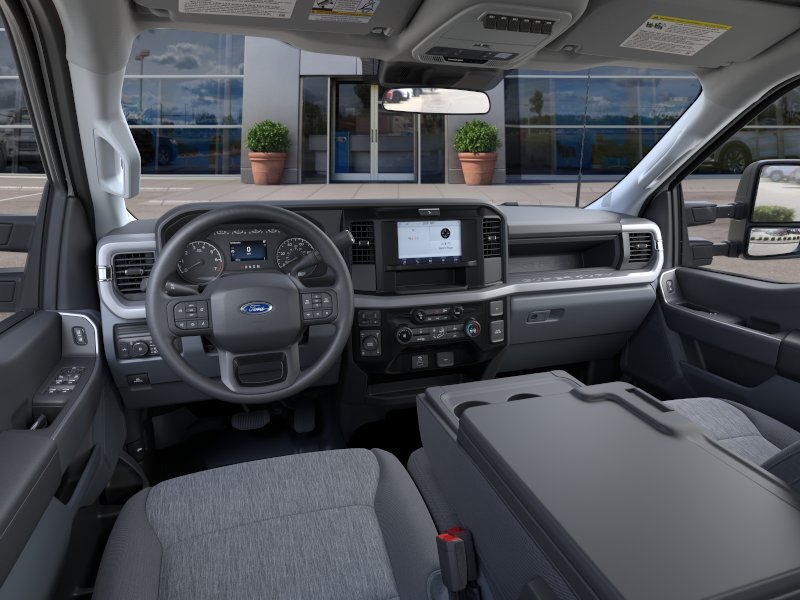New 2026 Oxford White Ford XL image 31