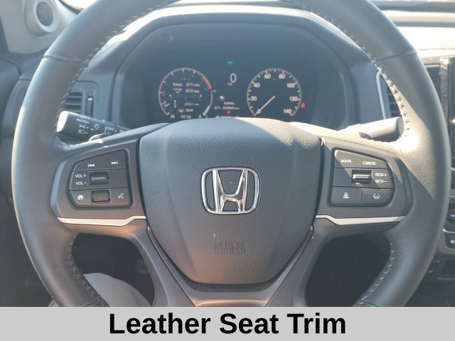 Used 2026 Solar Silver Metallic Honda RTL image 15