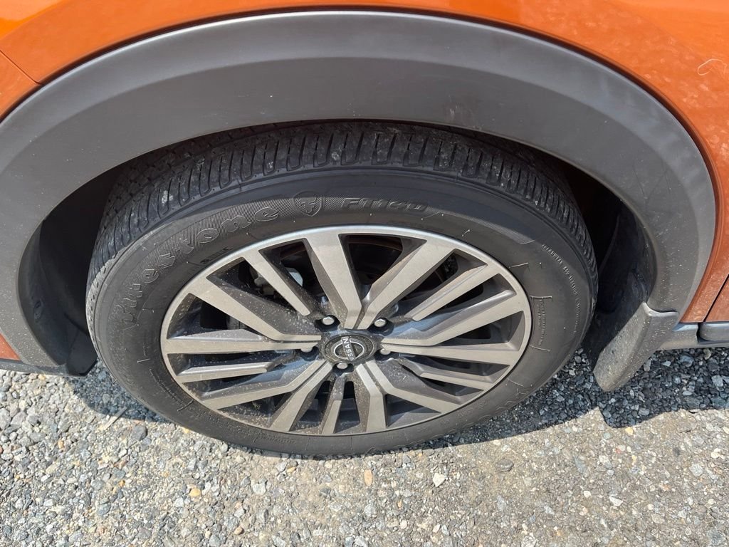 Used 2023 Orange Nissan SV image 36