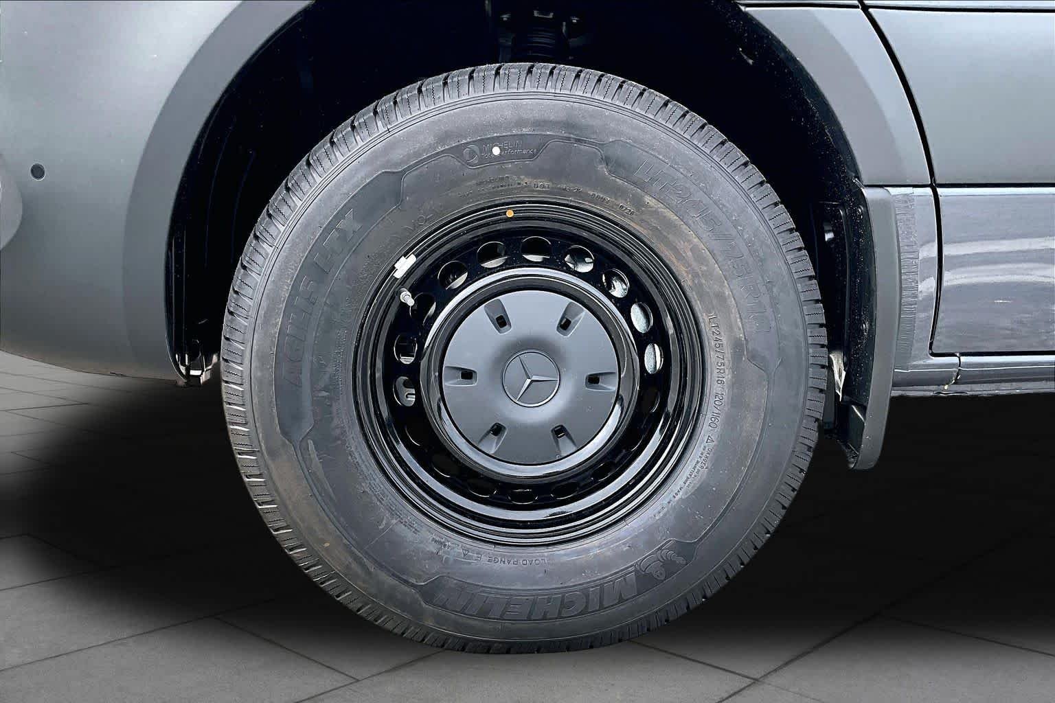 New 2026 Tenorite Gray Metallic Mercedes-Benz  image 11