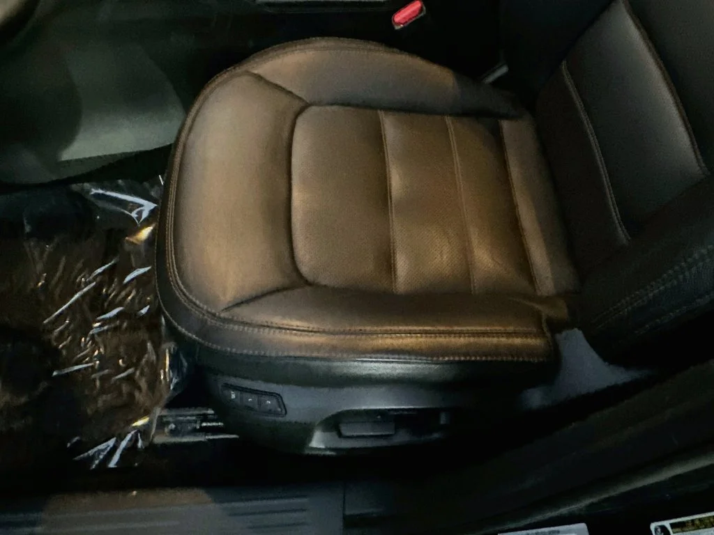 Used 2021 Blue Mazda Touring image 19