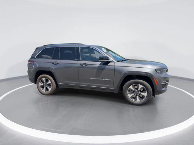 Used 2024 Gray Jeep 4xe image 9