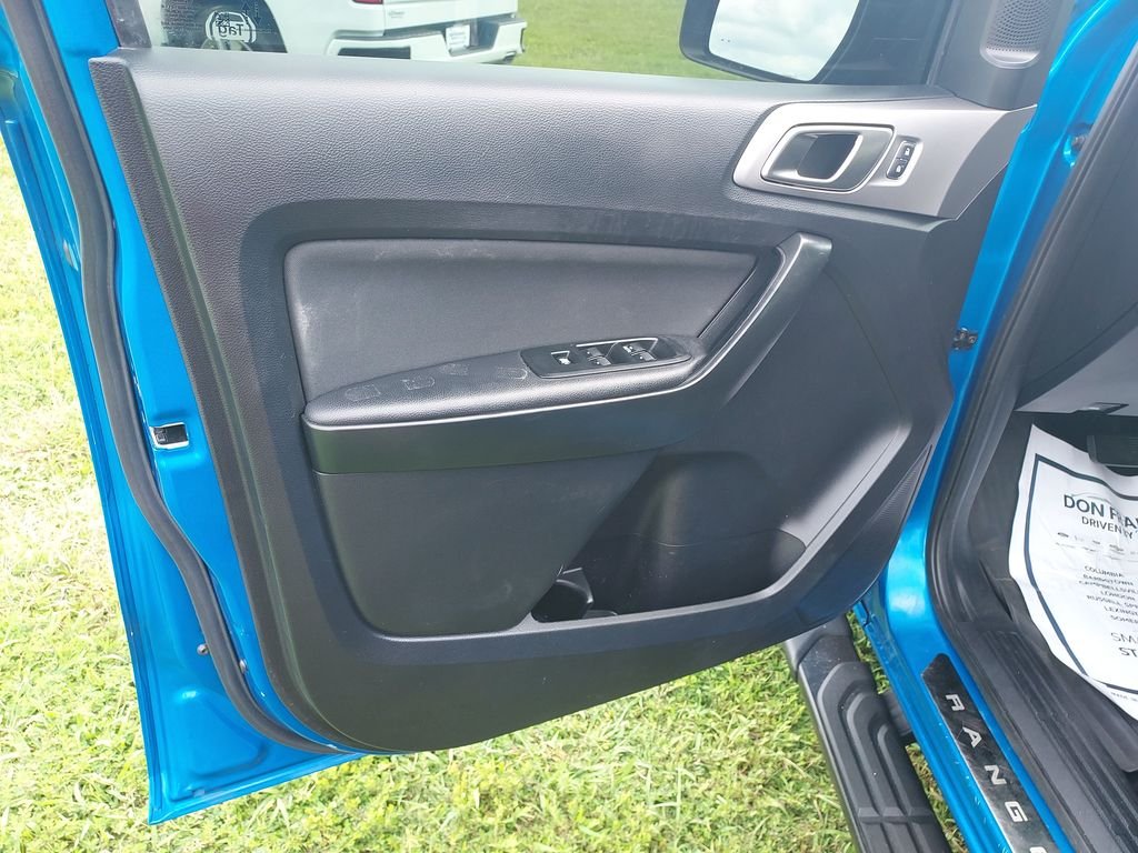 Used 2021 Blue Ford XLT image 12