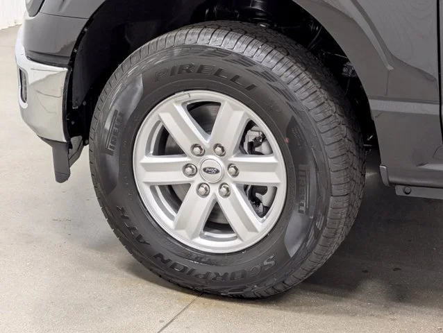 New 2026 Agate Black Metallic Ford XL image 30