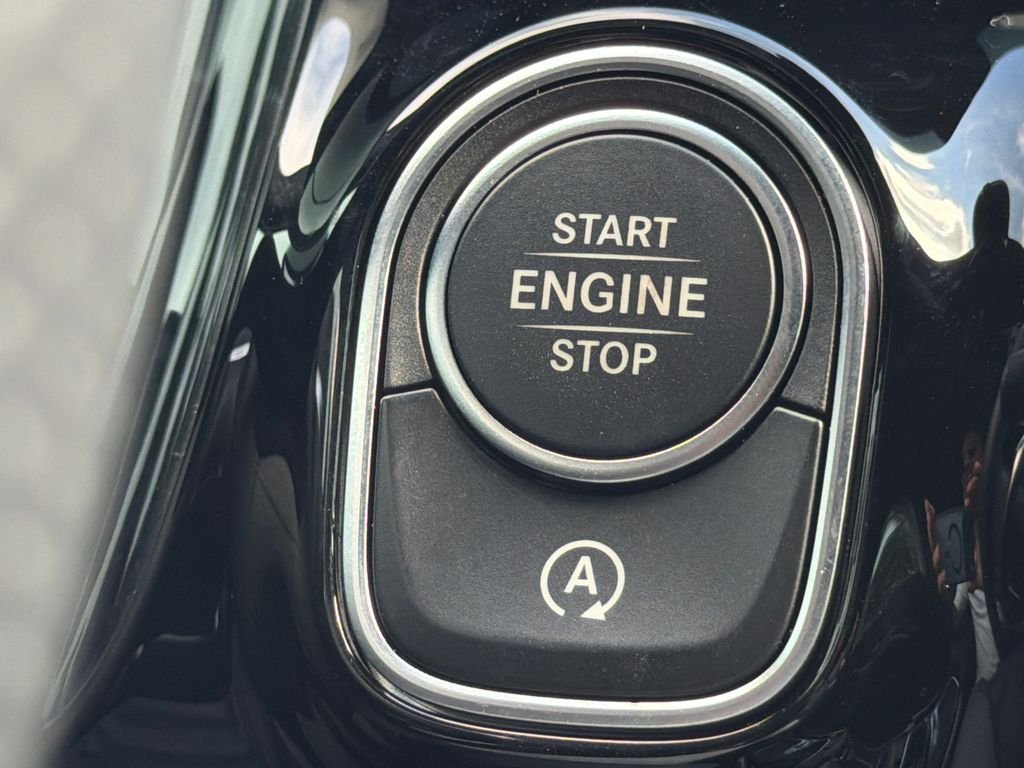 2025 Mercedes-Benz GLA GLA35 AMG - Photo 33