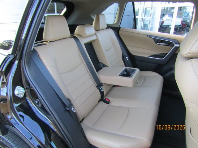 Used 2025 Midnight Black Metallic Toyota XLE Premium image 27