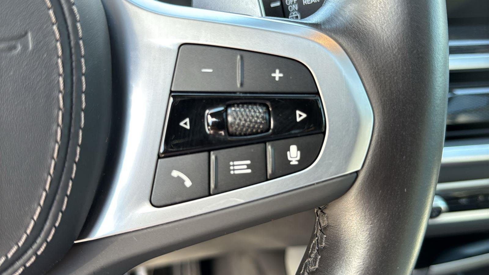 Used 2024 Skyscraper Grey Metallic BMW xDrive50e image 14