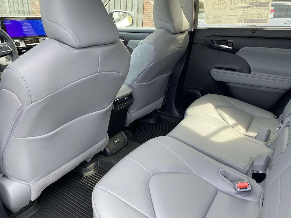 Used 2026 Beige Toyota XLE image 7