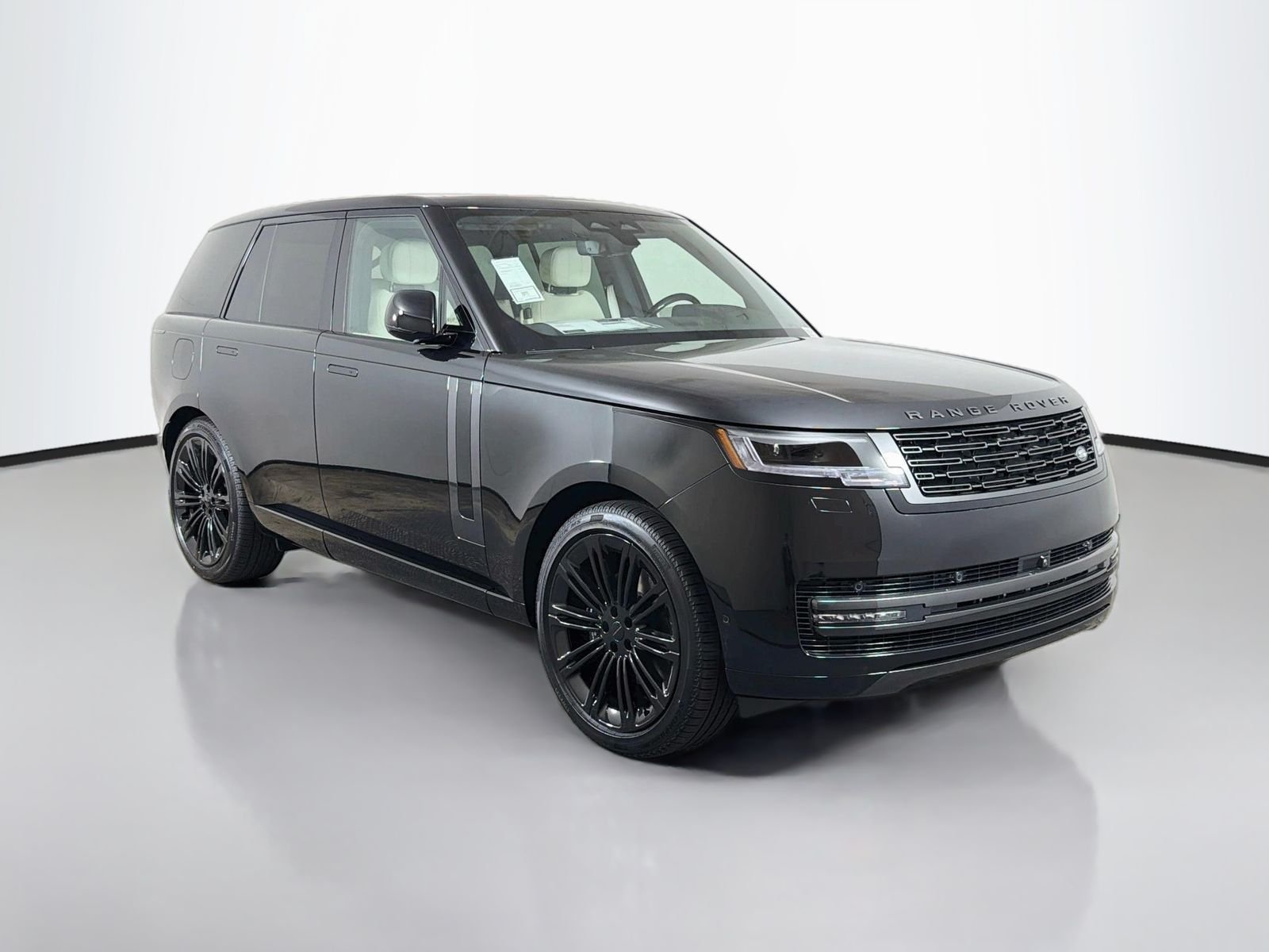 New 2026 Santorini Black LAND ROVER SE image 7
