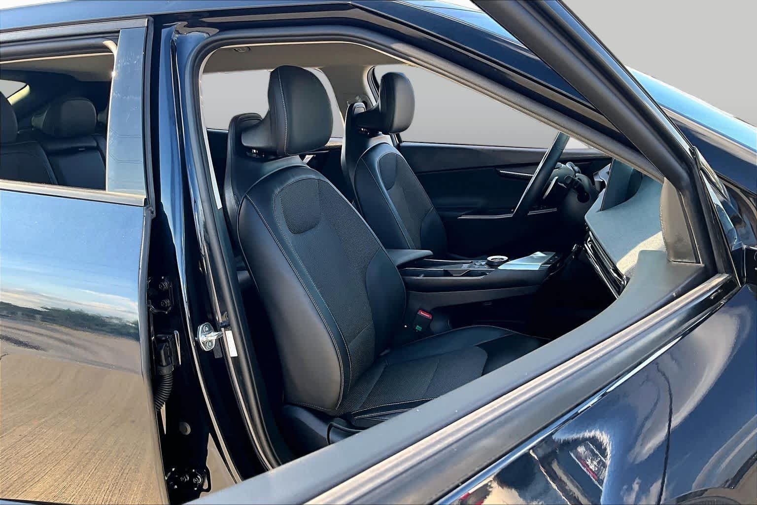 Used 2024 Gravity Blue Kia Light Long Range image 8