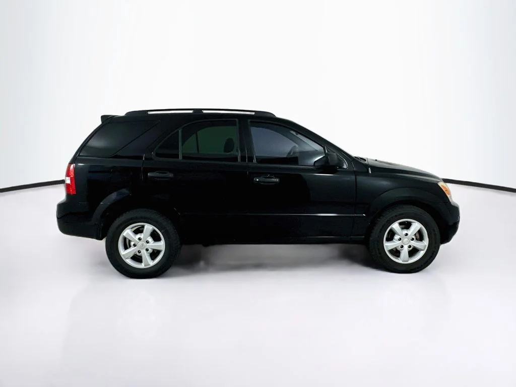 Used 2008 Ebony Black Kia LX image 8