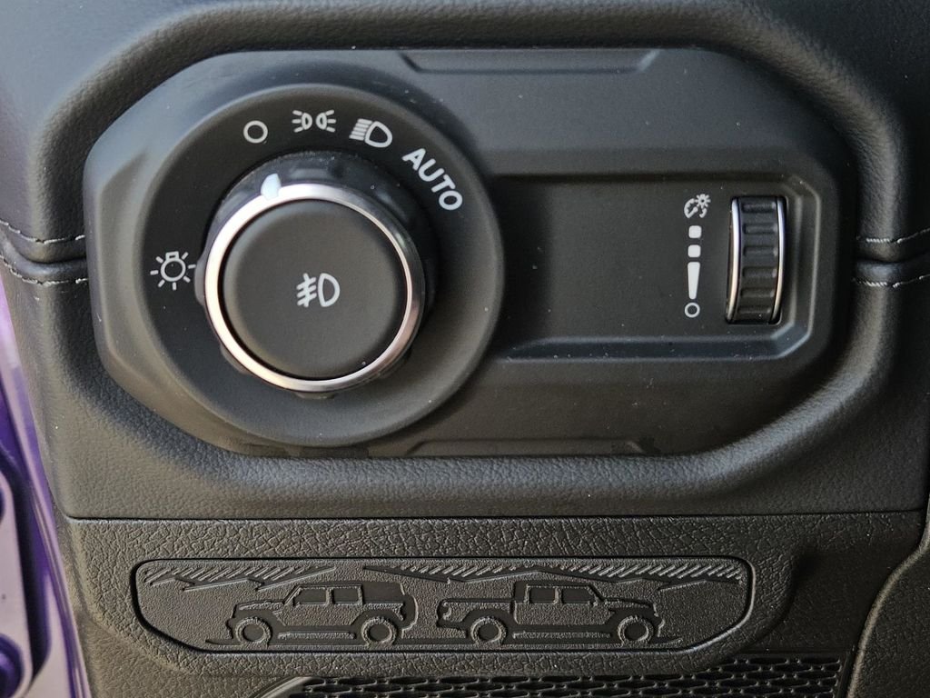 Used 2026  Jeep Moab 392 image 15