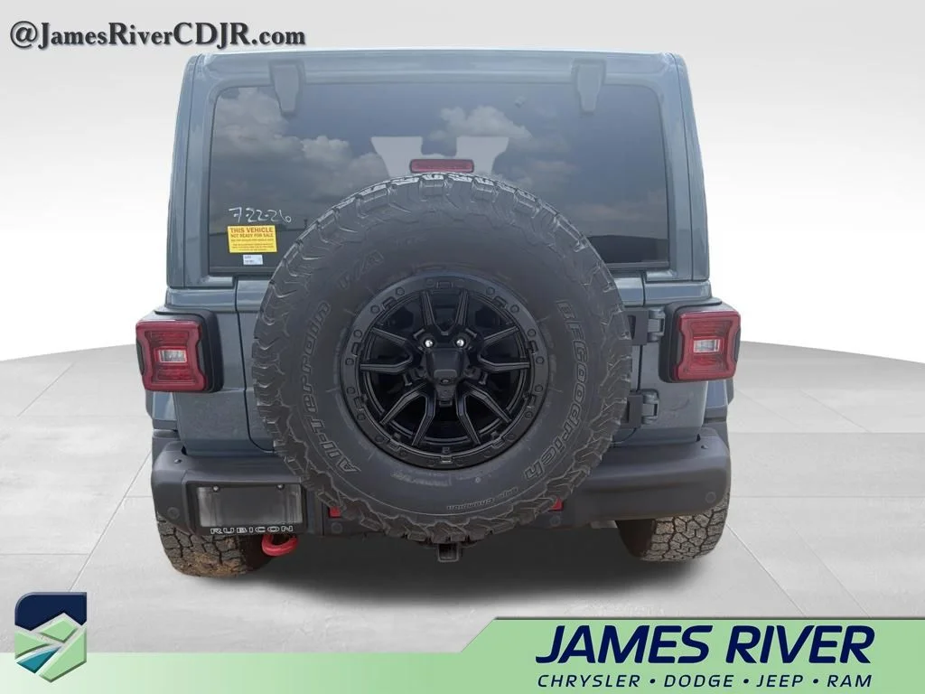 Used 2024 Gray Jeep Rubicon X image 5