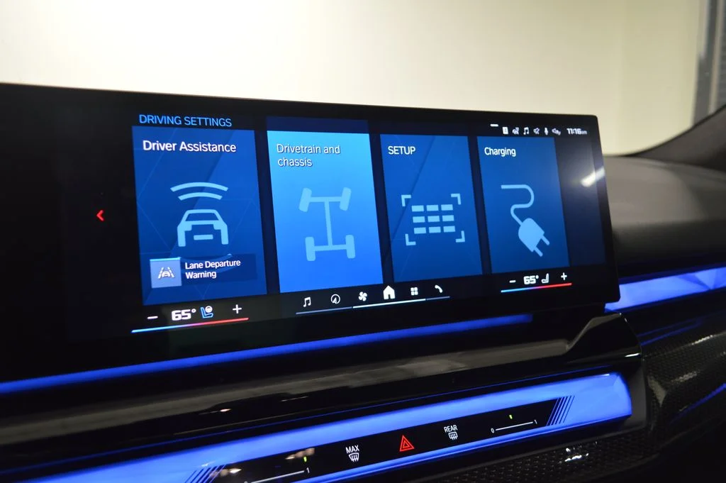 Used 2025 Gray BMW Base image 31