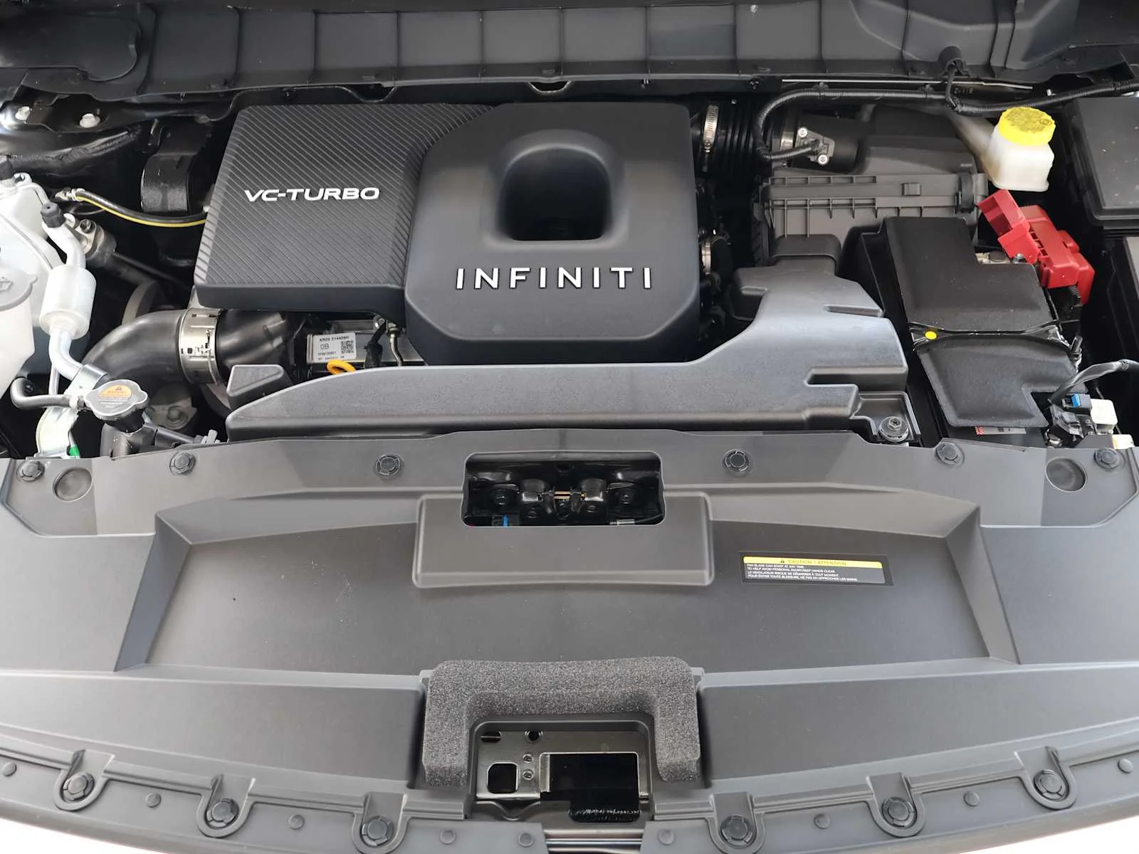 New 2027 MINERAL BLACK INFINITI Luxe FWD image 32
