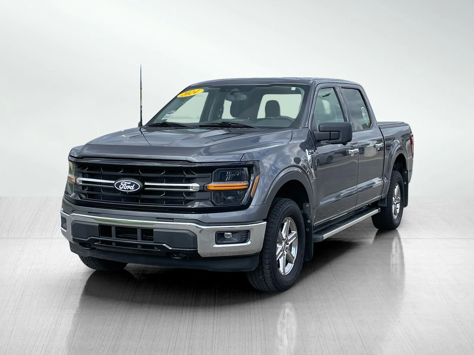 Used 2024 Carbonized Grey Metallic Ford XLT image 7