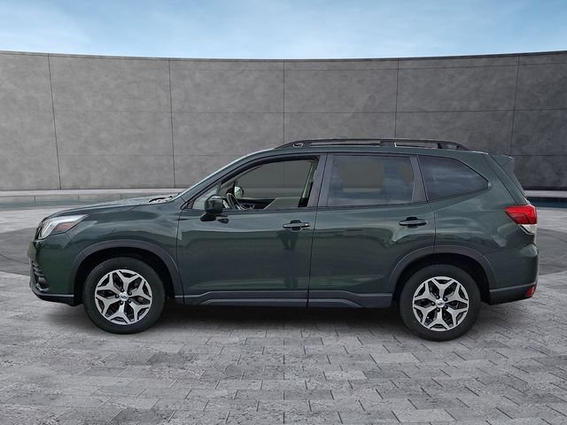 Used 2023 Green Subaru Premium image 6