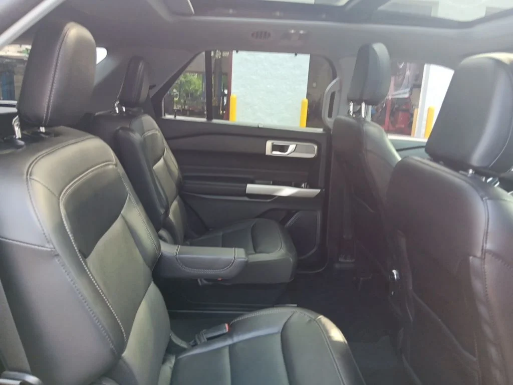 Used 2022 Black Metallic Ford Limited image 31