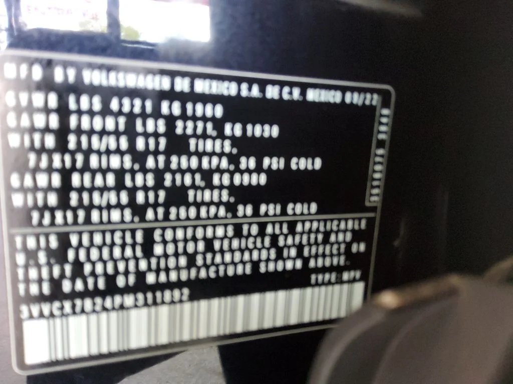 Certified Used 2023 Black Volkswagen 1.5T S image 20