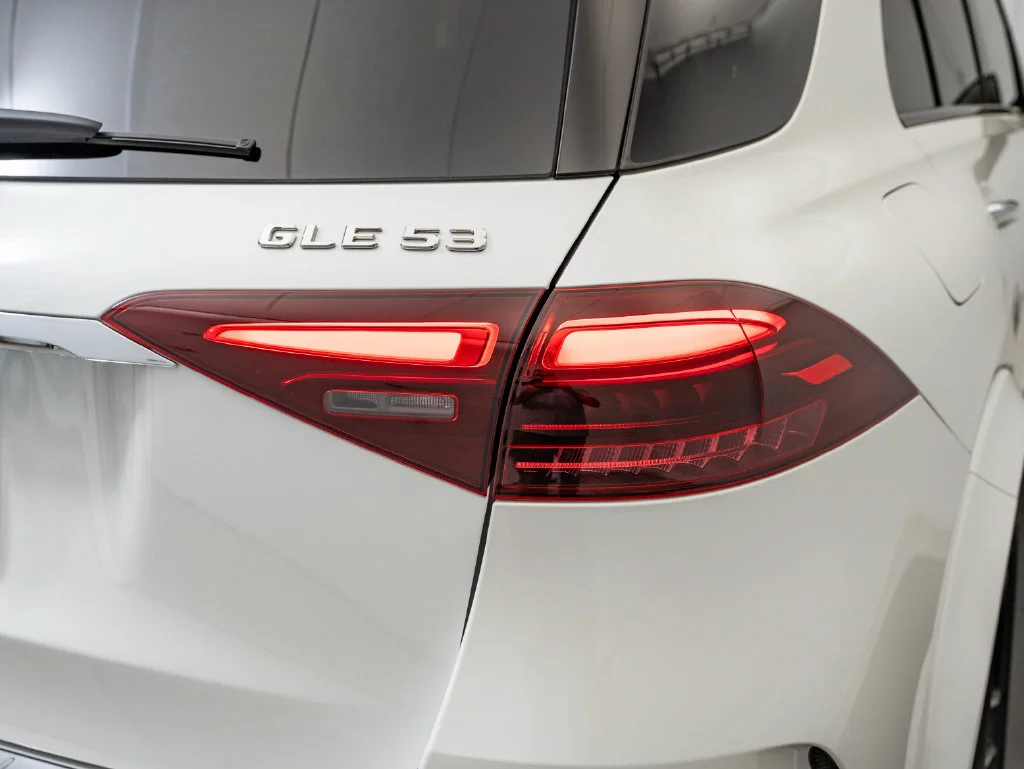Used 2026 Manufaktur Moonlight White Metallic Mercedes-Benz GLE 53 AMG® image 9