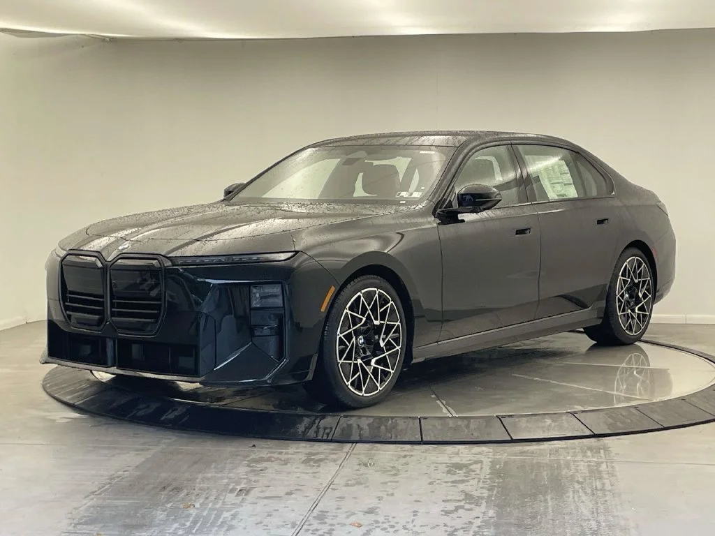 2027 BMW 7 Series 740i