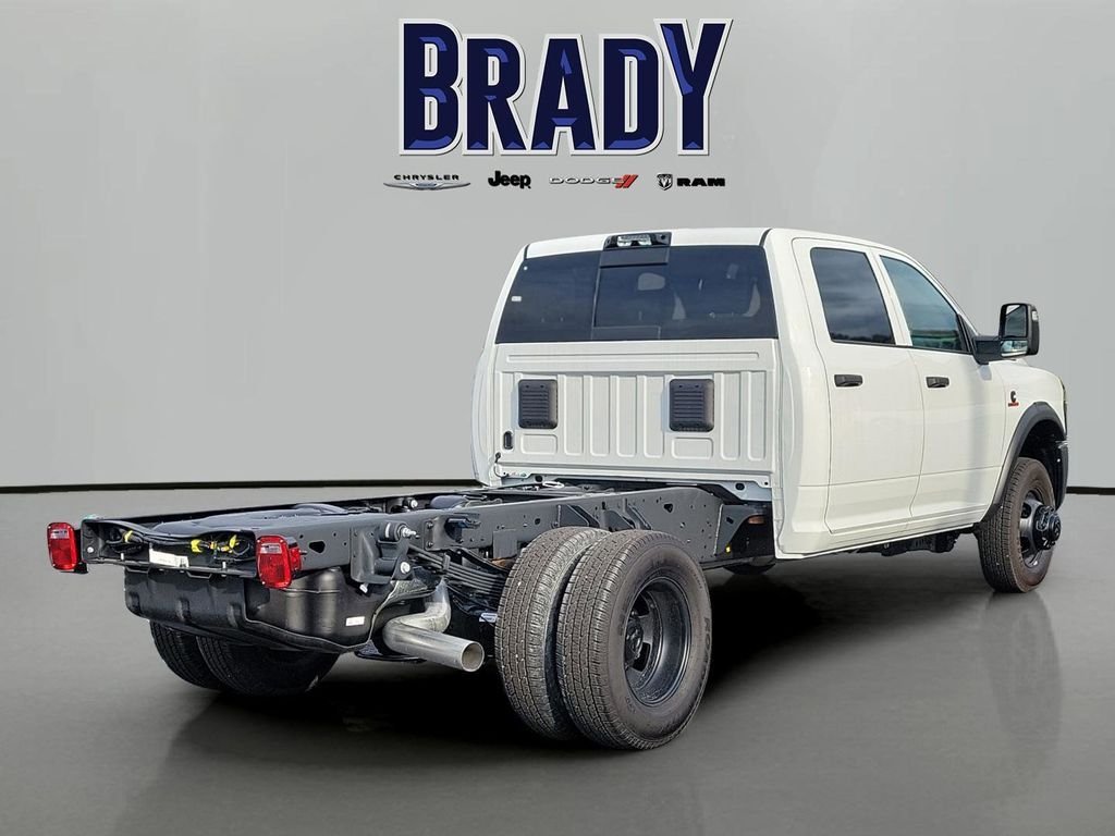New 2026 Bright White Clear-Coat Exterior Paint RAM Tradesman image 3