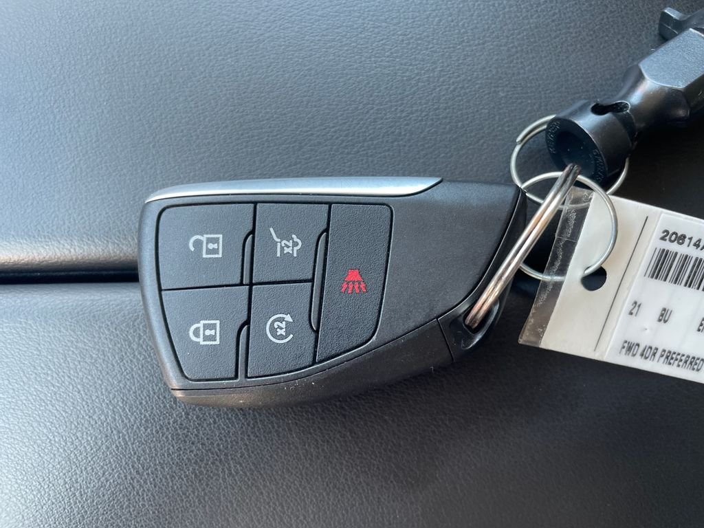 Used 2021 White Buick Preferred image 29