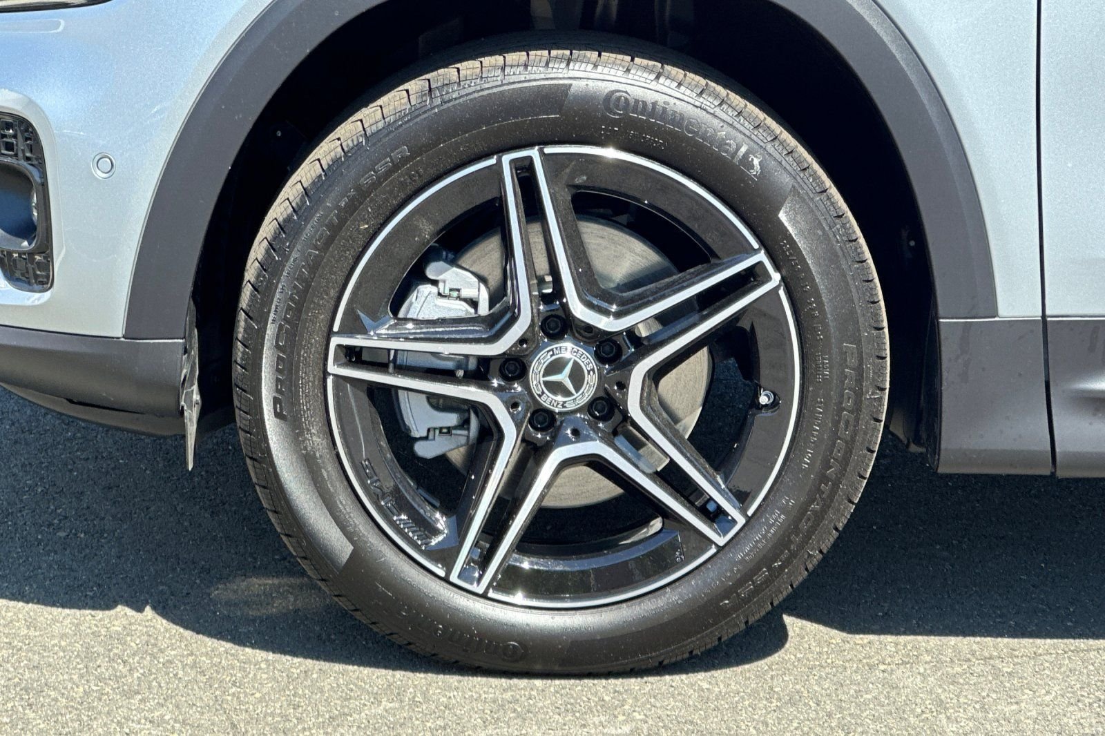New 2026 Silver Mercedes-Benz GLB 250 image 25