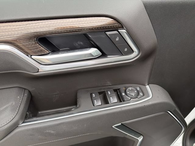 New 2026 Summit White Chevrolet LT (2FL) image 14