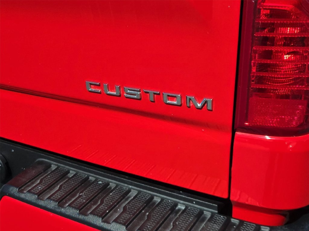 2022 Chevrolet Silverado 1500 Custom - Photo 23