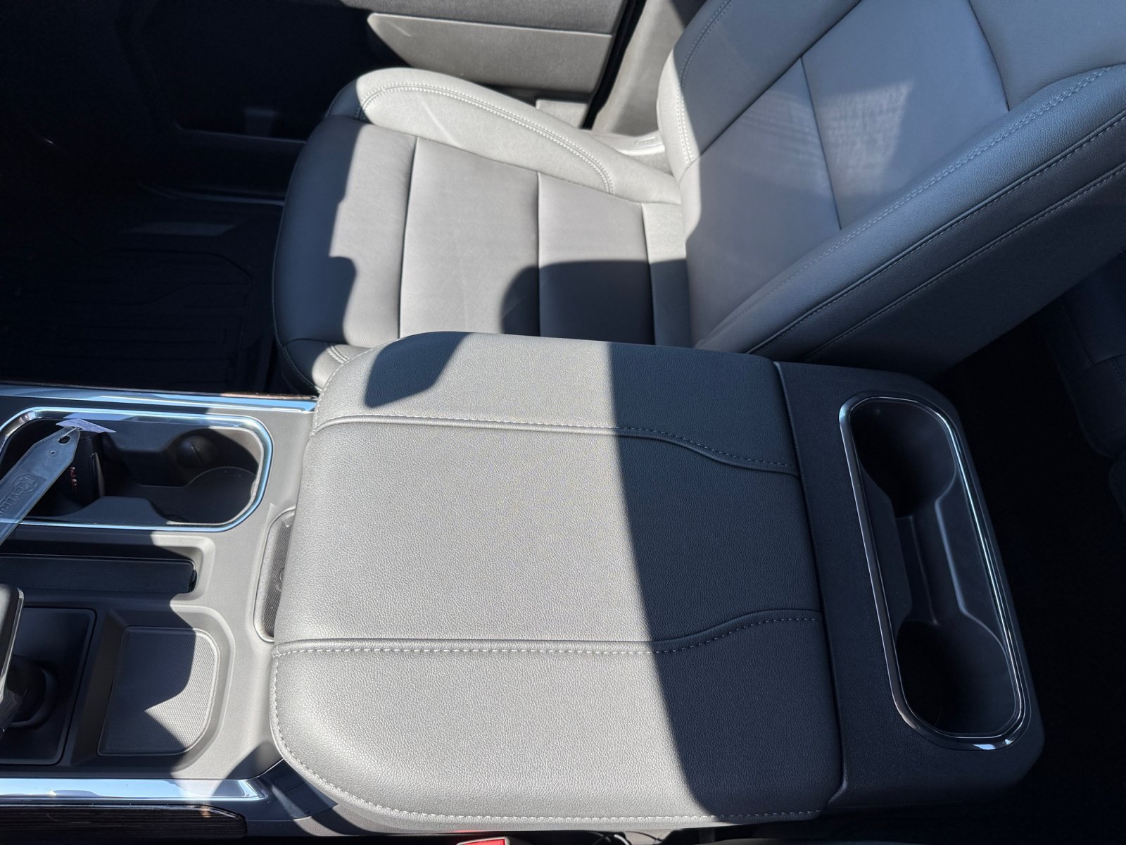 New 2026 Onyx Black GMC Elevation image 14