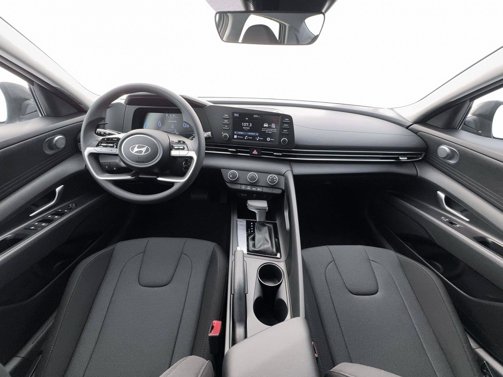 New 2026 Abyss Black Hyundai SE image 13