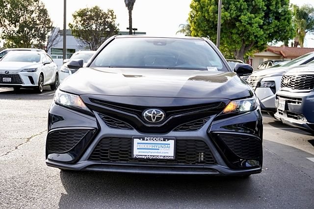 Used 2023  Toyota SE image 4