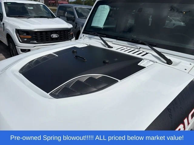 Used 2018 White Jeep Unlimited Rubicon image 5