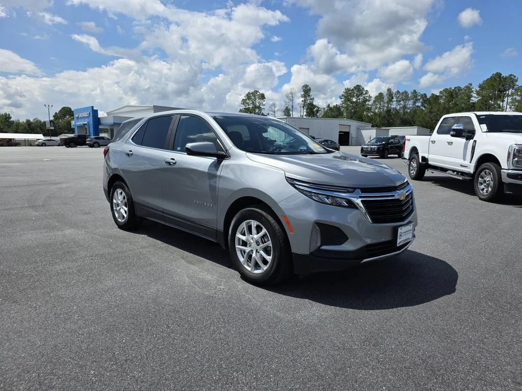 Used 2024 Sterling Gray Metallic Chevrolet LT image 7