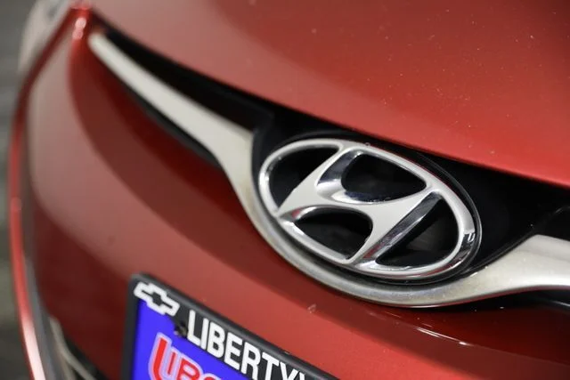 Used 2014 Red Hyundai Limited image 26