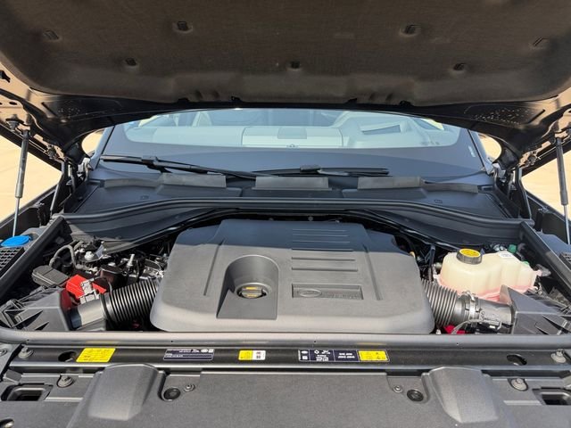 New 2026 Santorini Black Land Rover SE image 19