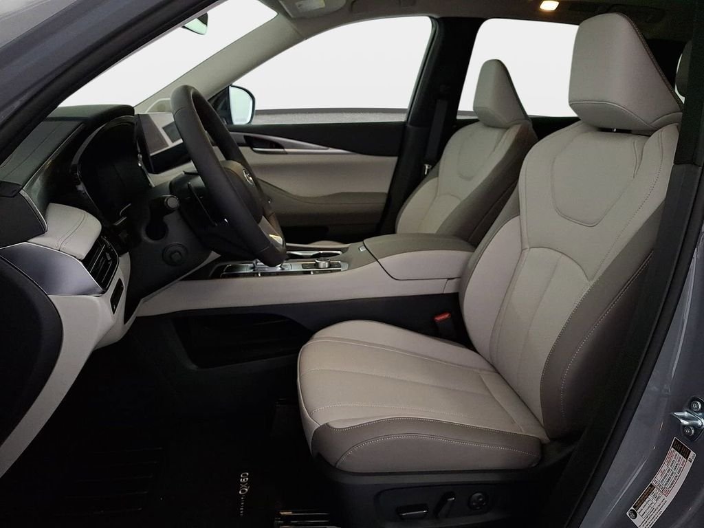 2027 INFINITI QX60 LUXE - Photo 13