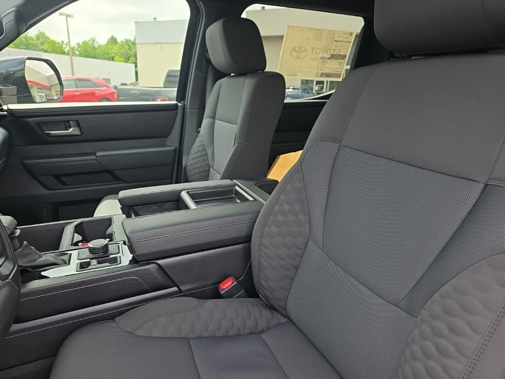 2026 Toyota Tundra SR5 - Photo 11