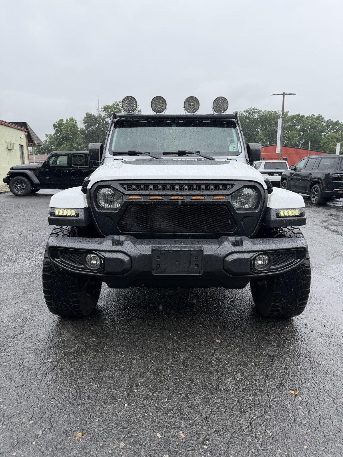 Used 2022 Bright White Clearcoat Jeep Willys Sport image 4