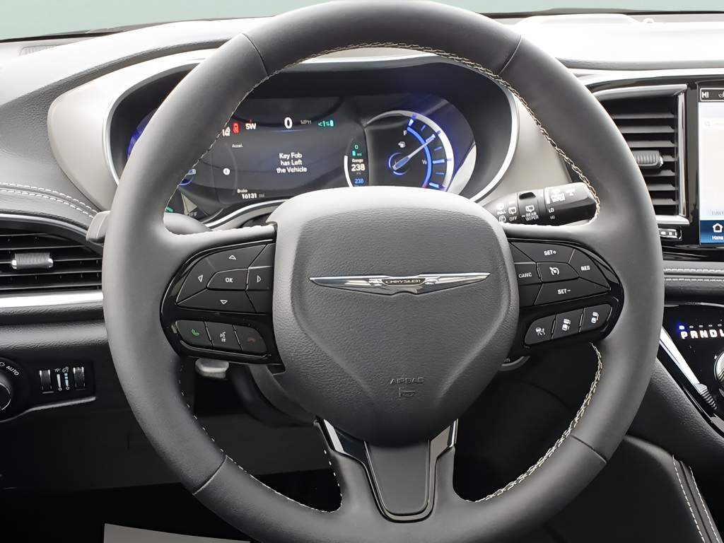 Used 2024 White Chrysler Select image 10
